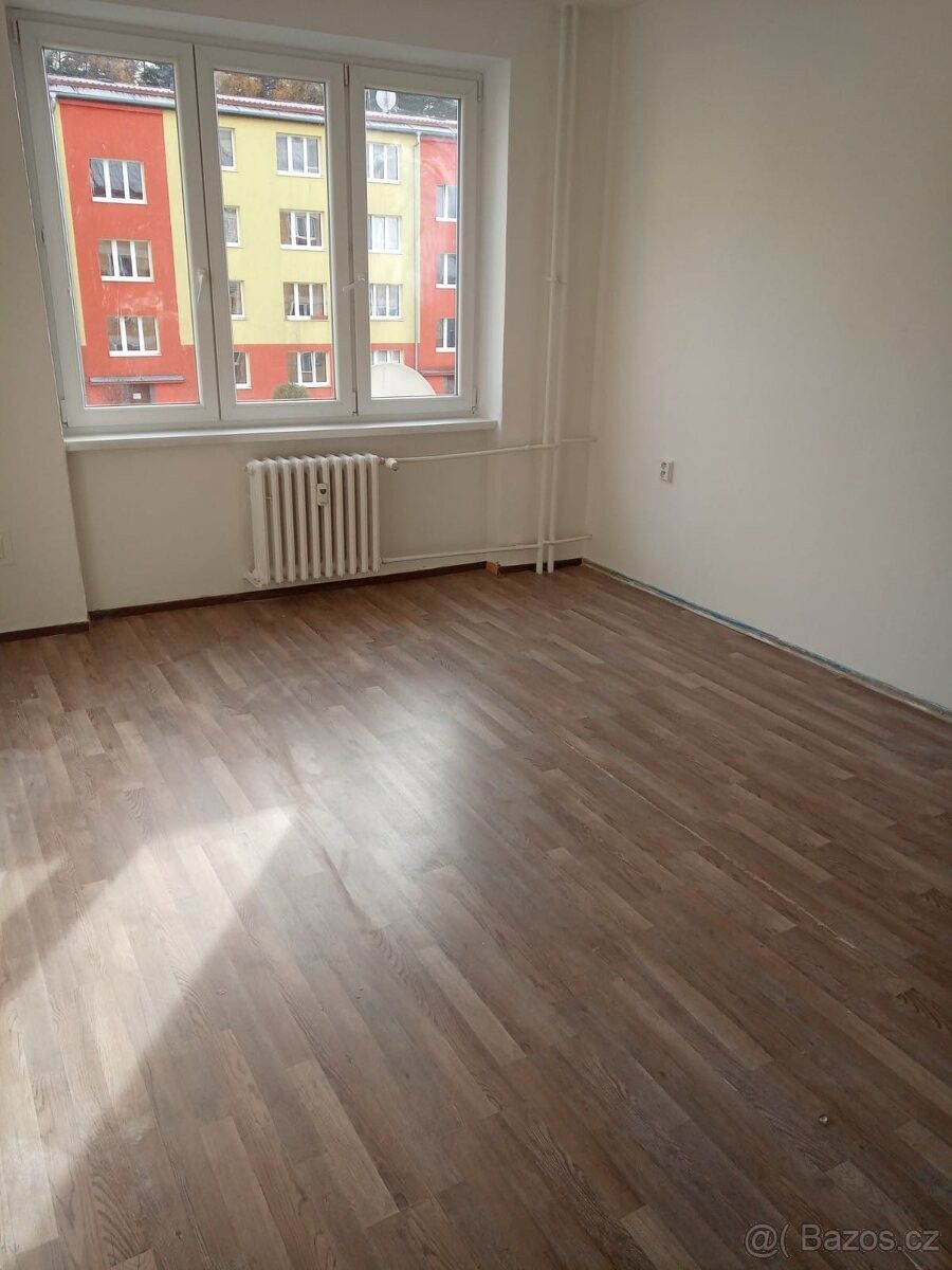 Pronájem byt - Bukovany u Sokolova, 357 55