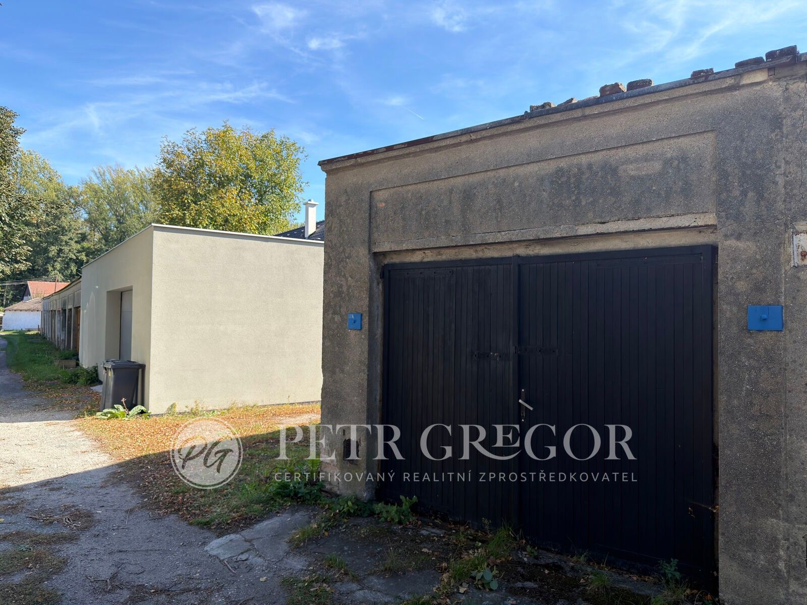 Garáže, Jabloňová, Poděbrady Polabec, 24 m² - 1