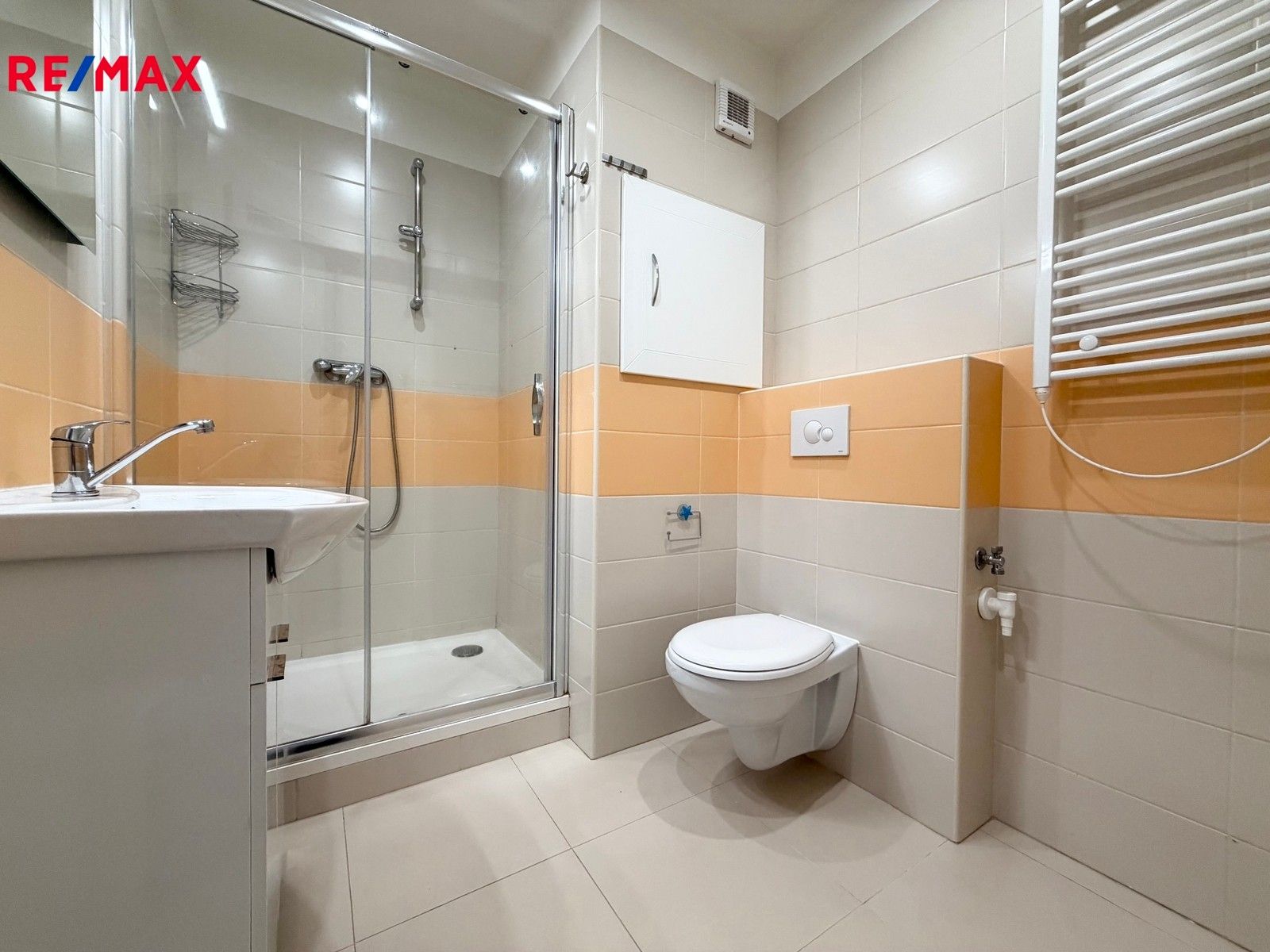 Pronájem byt 2+kk - Šafaříkova, Louny, 46 m²