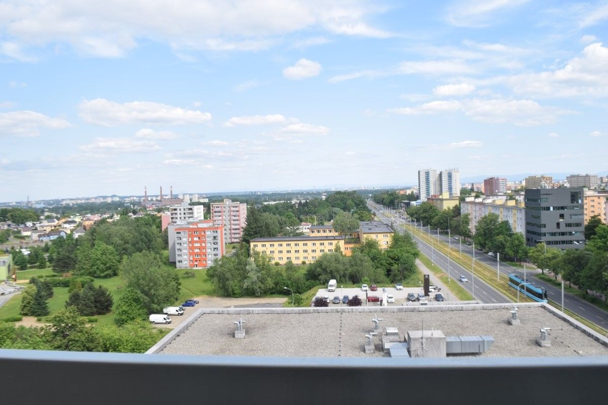 Pronájem byt 1+1 - Spartakovců, Ostrava, 36 m²