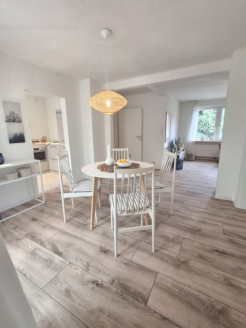 Prodej rodinný dům - Osnabrück Hellern Niedersachsen 49078, 133 m² - 5