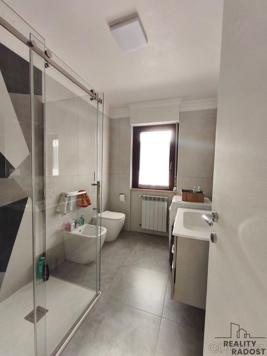 Byty, 987 66, Zahraničí - 2