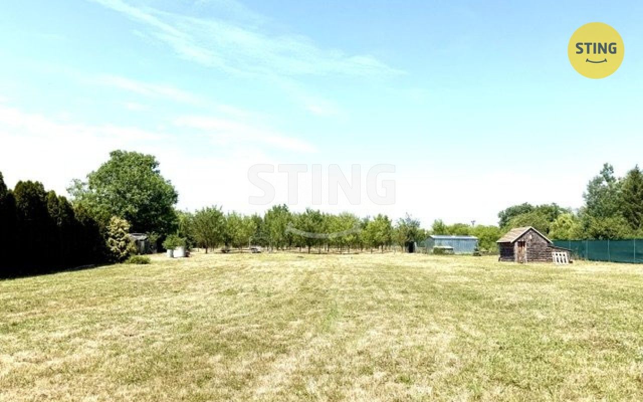 Zahrady, Strážnice, 4 652 m²