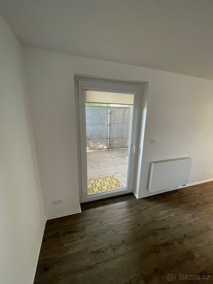 Byty, Dyjákovice, 671 26