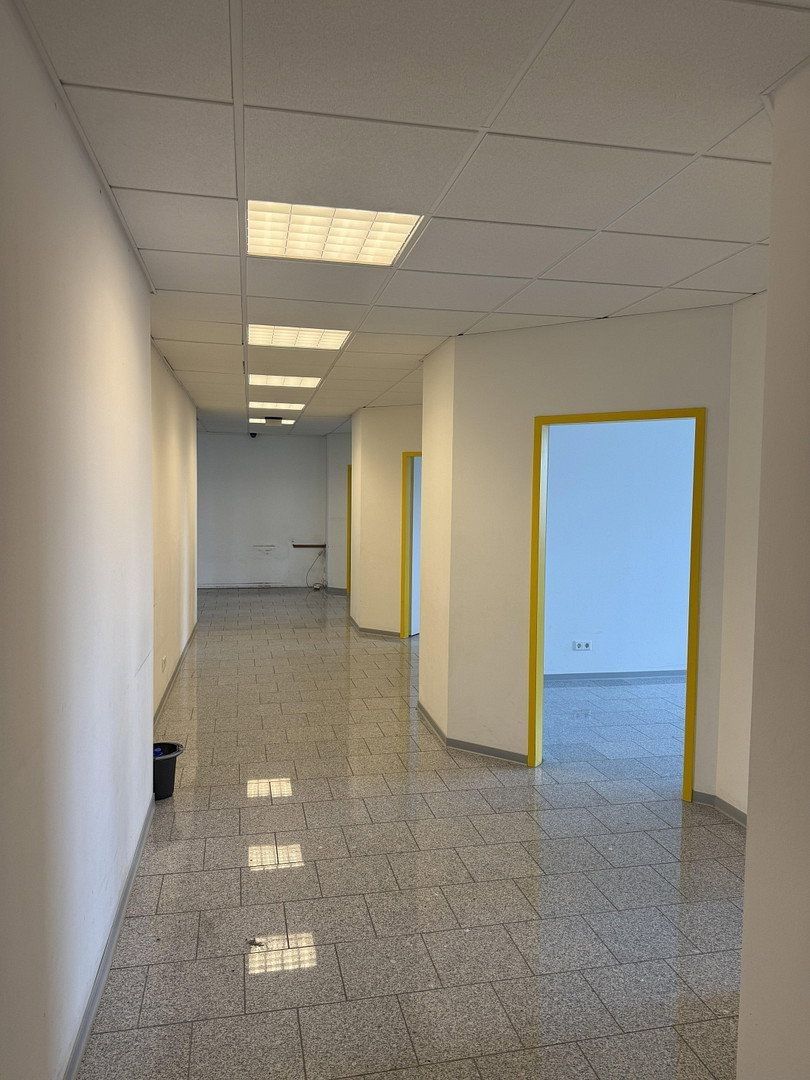 Kancelář · 195 m² · Melanchthonstraße 5 Krefeld Dießem/Lehmheide Nordrhein-Westfalen 47805 - 4