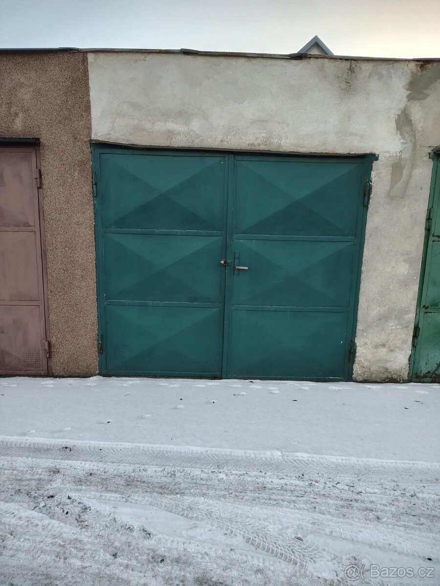 Garáže, Březno u Chomutova, 431 45