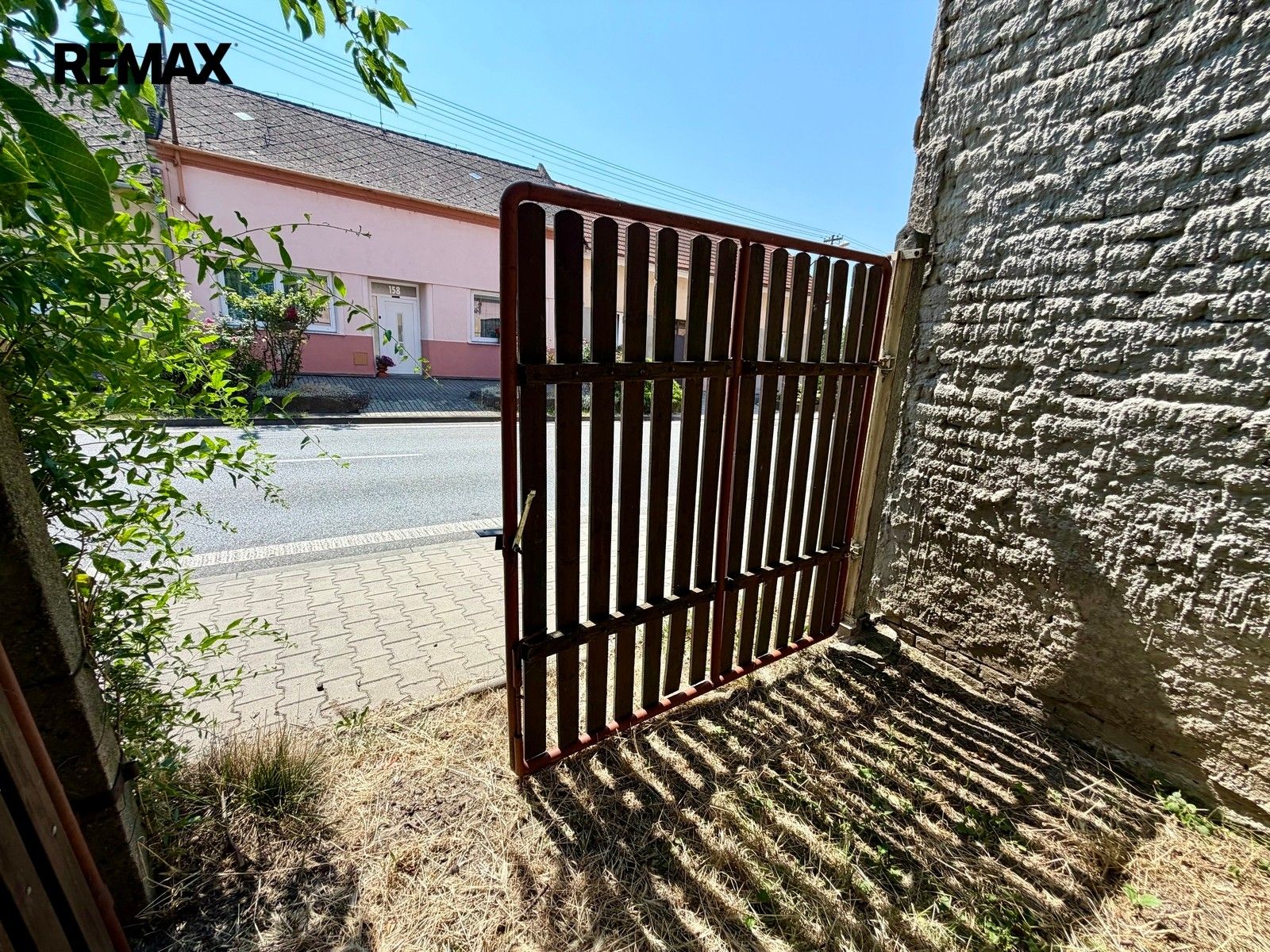 Pozemek pro bydlení · 256 m² · Ostrožská Nová Ves - 3