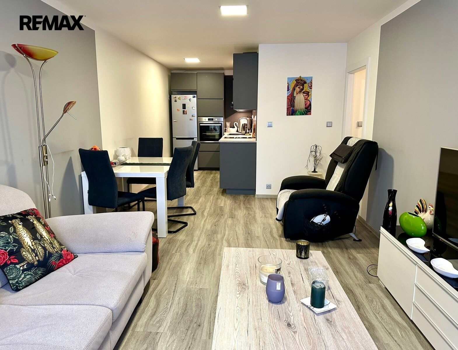 Prodej byt 2+kk - V zahrádkách 2027, Praha Žižkov, 51 m² - 5