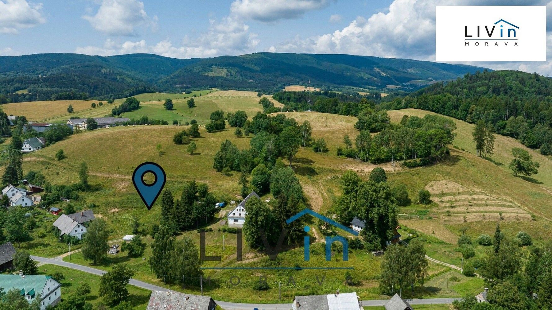 Pozemky pro bydlení, Staré Město - Chrastice, okres Šumperk, Olomoucký kraj - 1