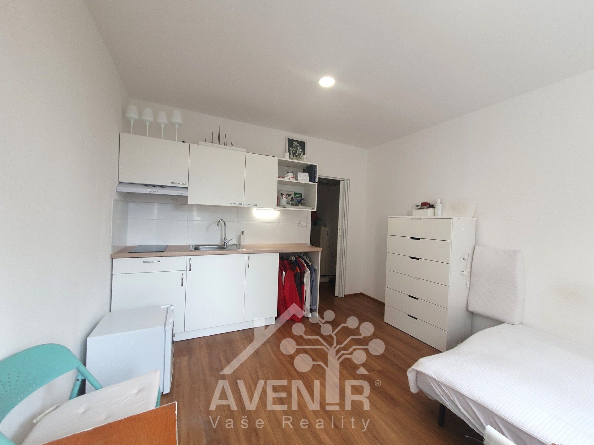 Pronájem byt 1+kk - Na Výšině, Jablonec nad Nisou, 20 m²