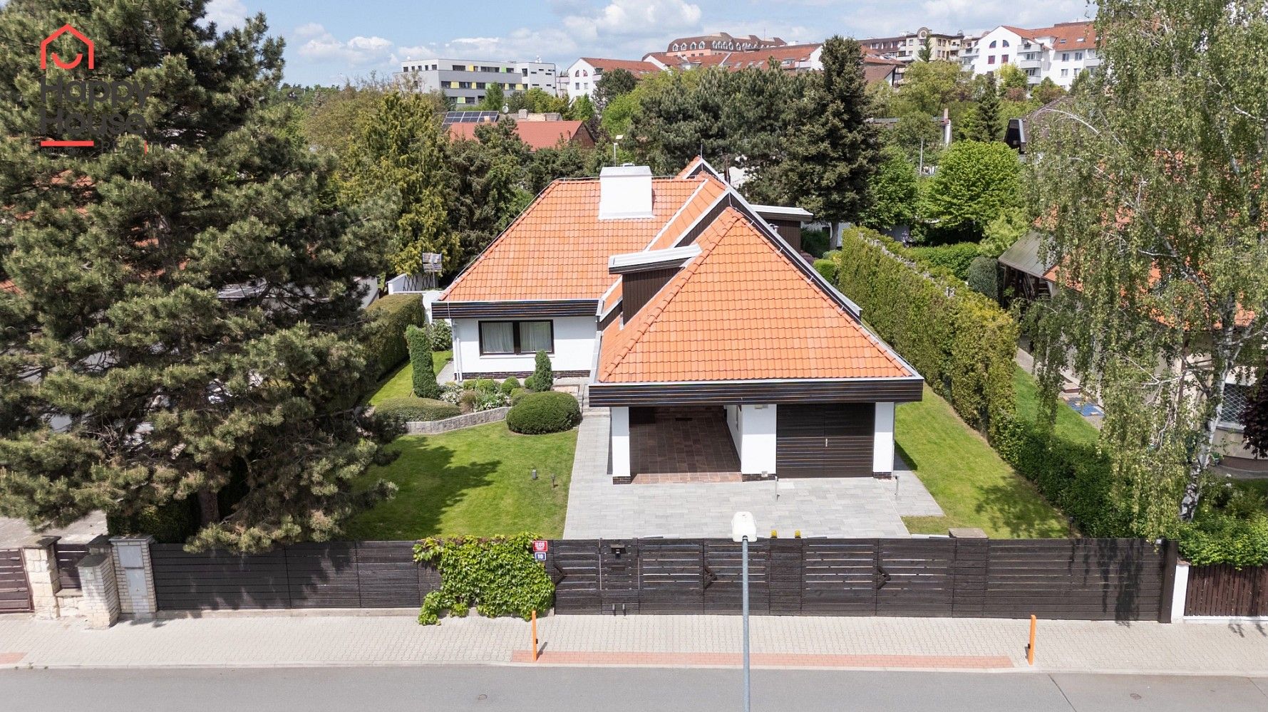 Kancelář, 365 m²