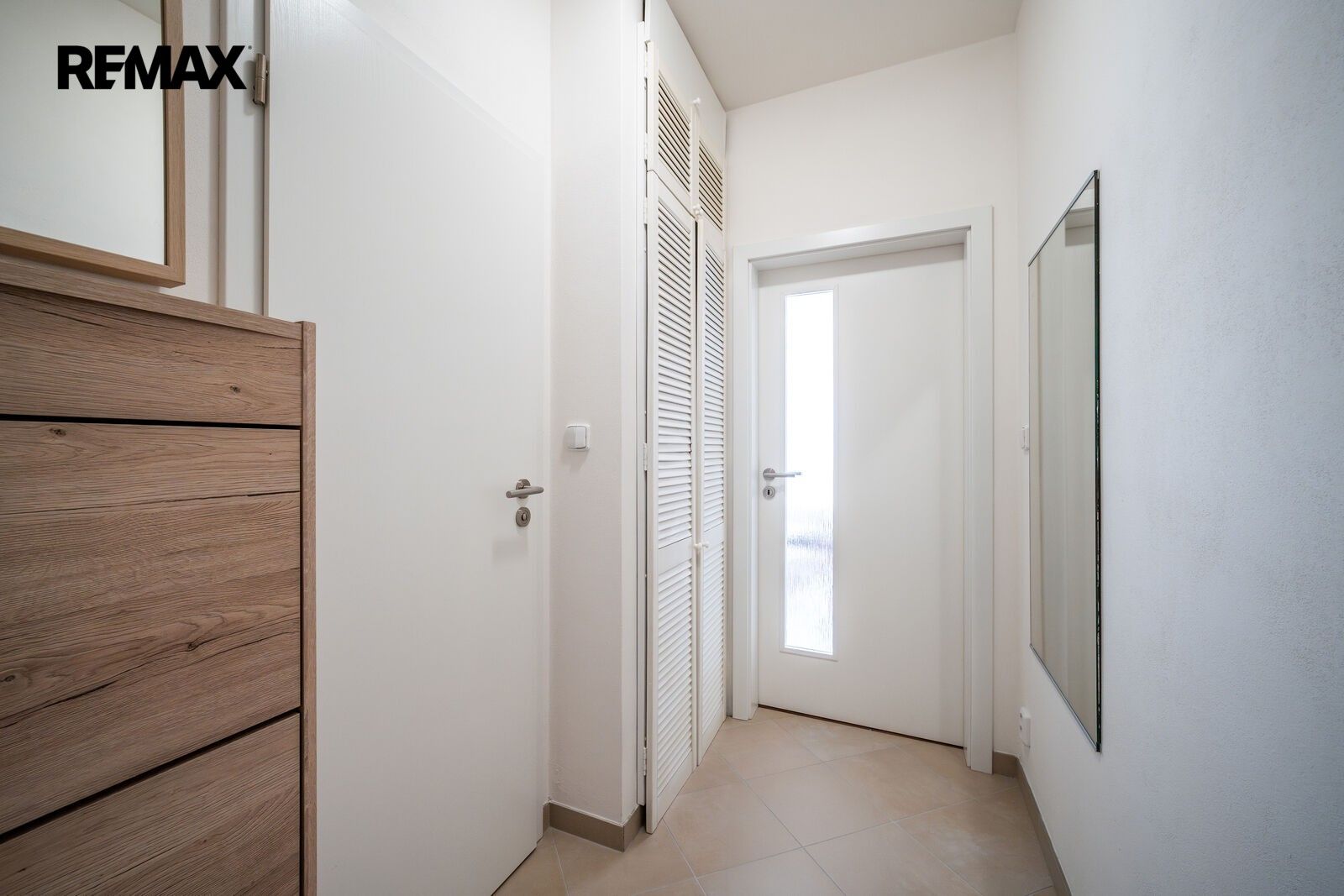 Prodej byt 1+kk - Hornoměcholupská 663, Praha Horní Měcholupy, 29 m² - 5