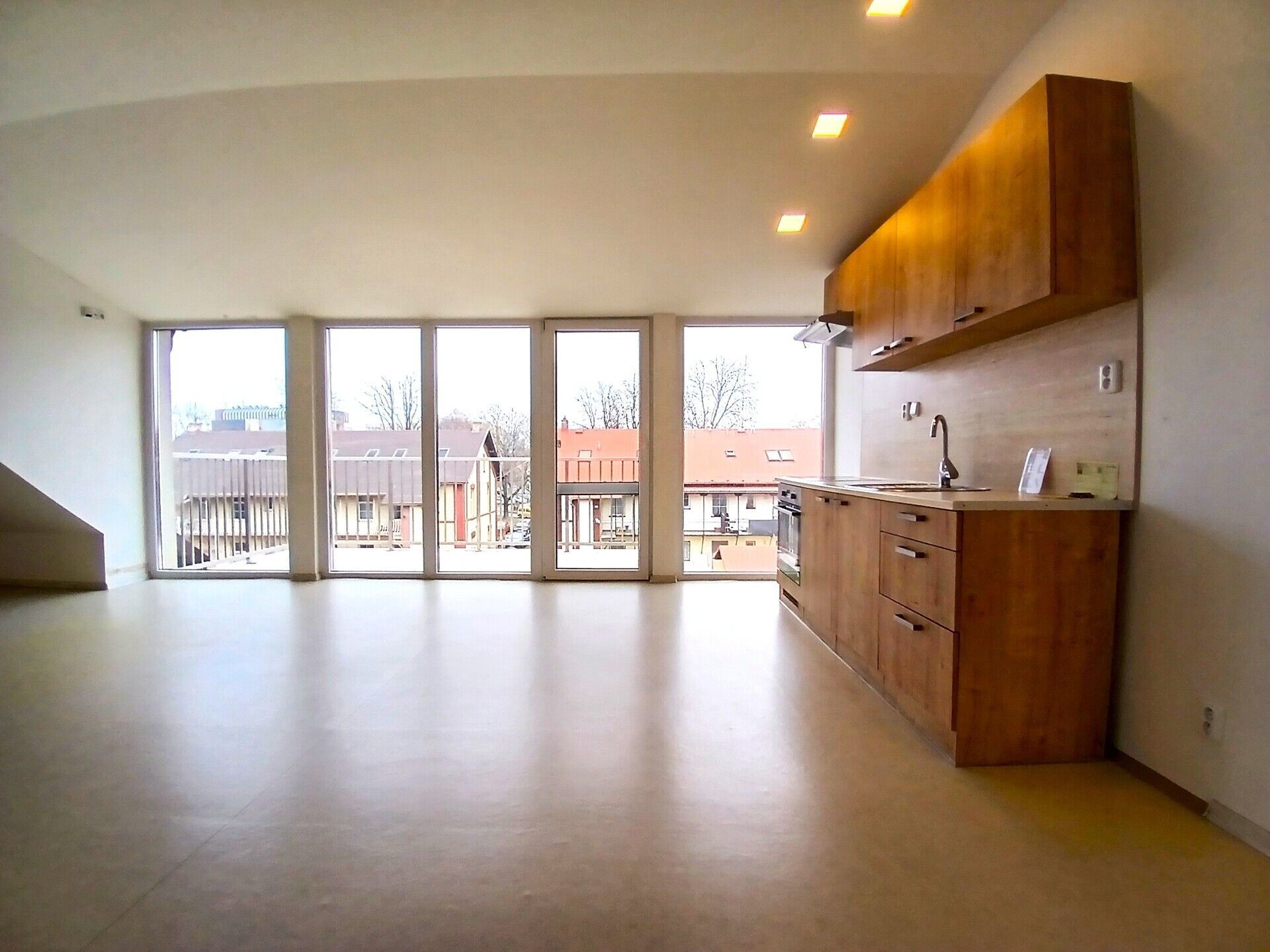 Pronájem byt 2+kk - Daliborova, Ostrava, 75 m²