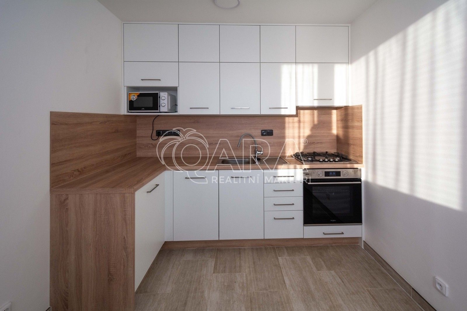 3+1, Jablonecká 702, Praha, 68 m²