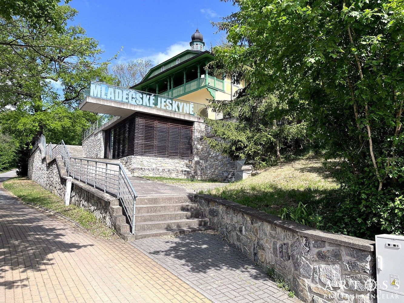Ubytovací zařízení, Mladeč, okres Olomouc, 810 m² - 2