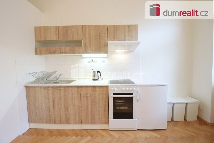 Pronájem byt 1+kk - Svornosti, Praha, 25 m²