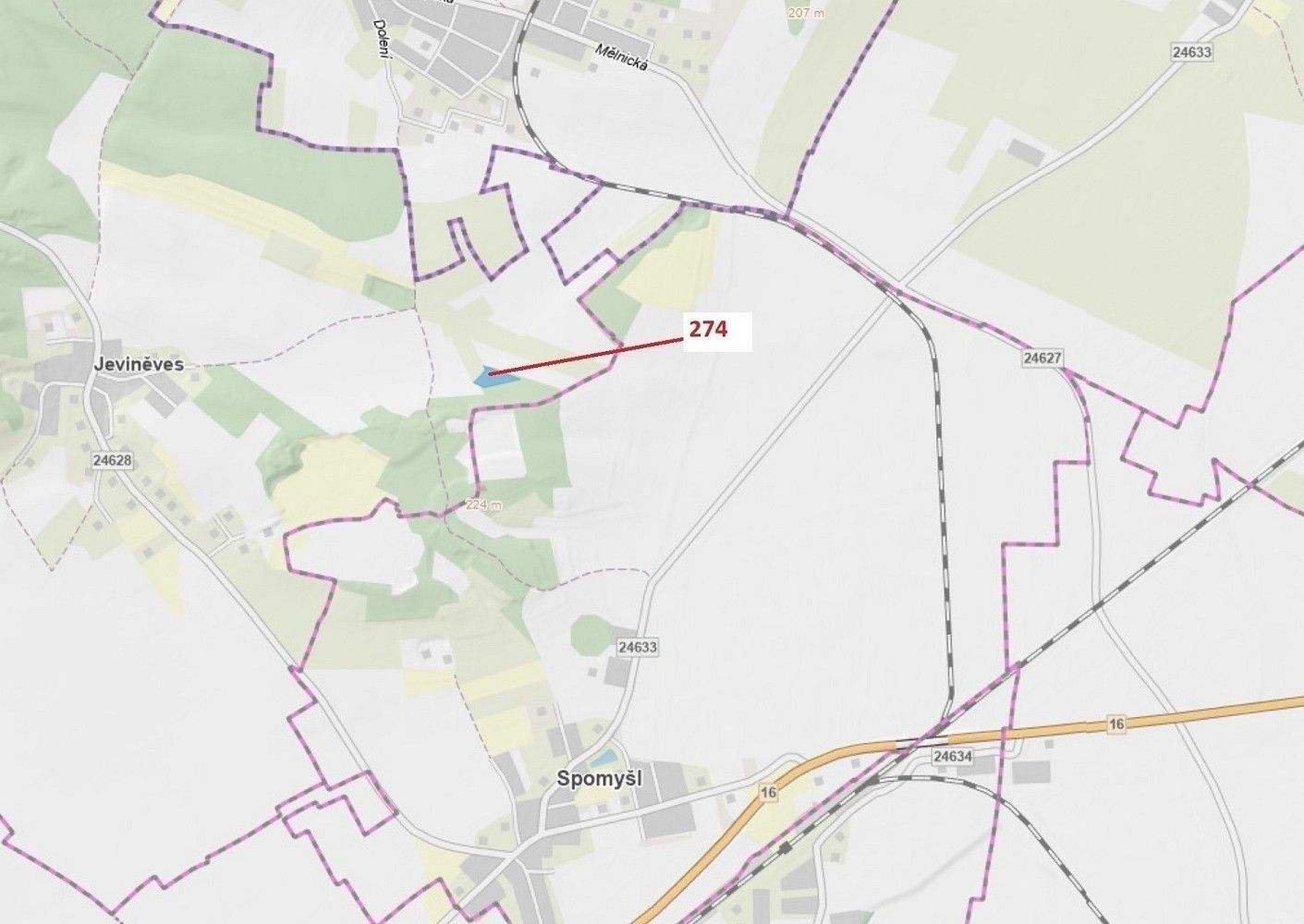 Les, 4 557 m²