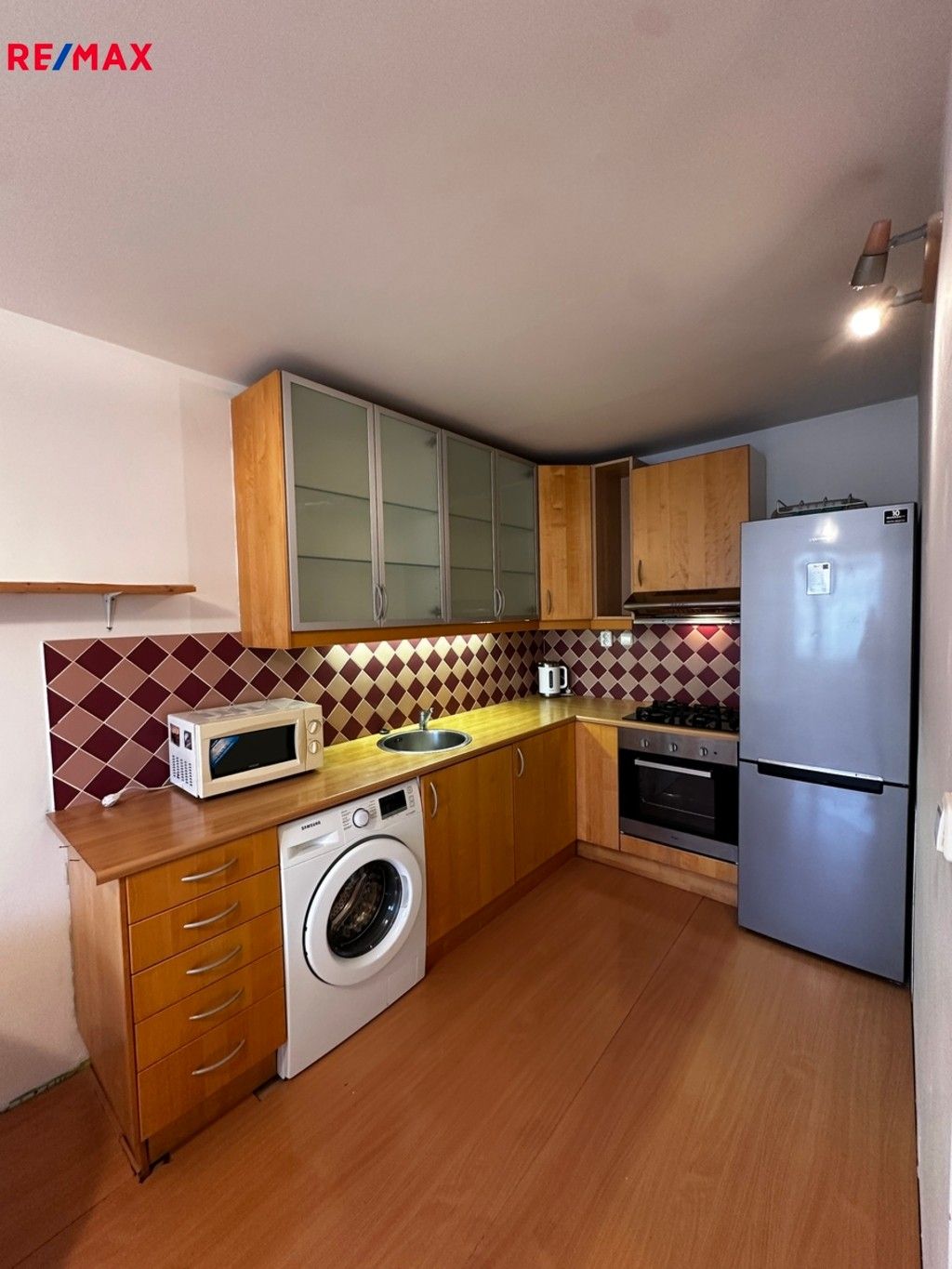 Pronájem byt 2+kk - Italská, Kladno, 40 m²