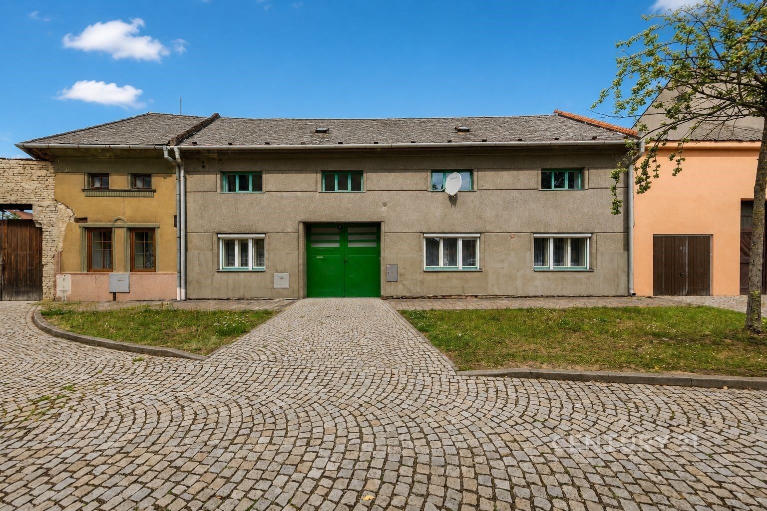 Rodinné domy, Komenského nám. 61, Němčice nad Hanou, 140 m²