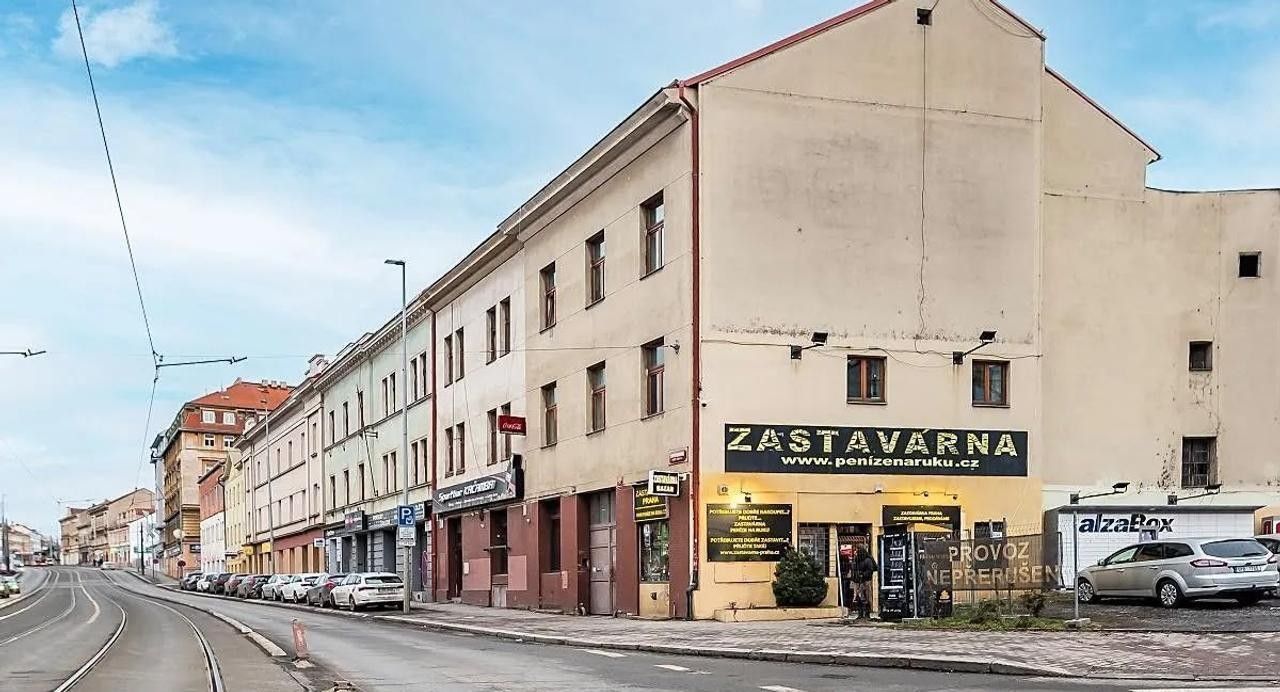 Sklad · 120 m² · Praha - 3