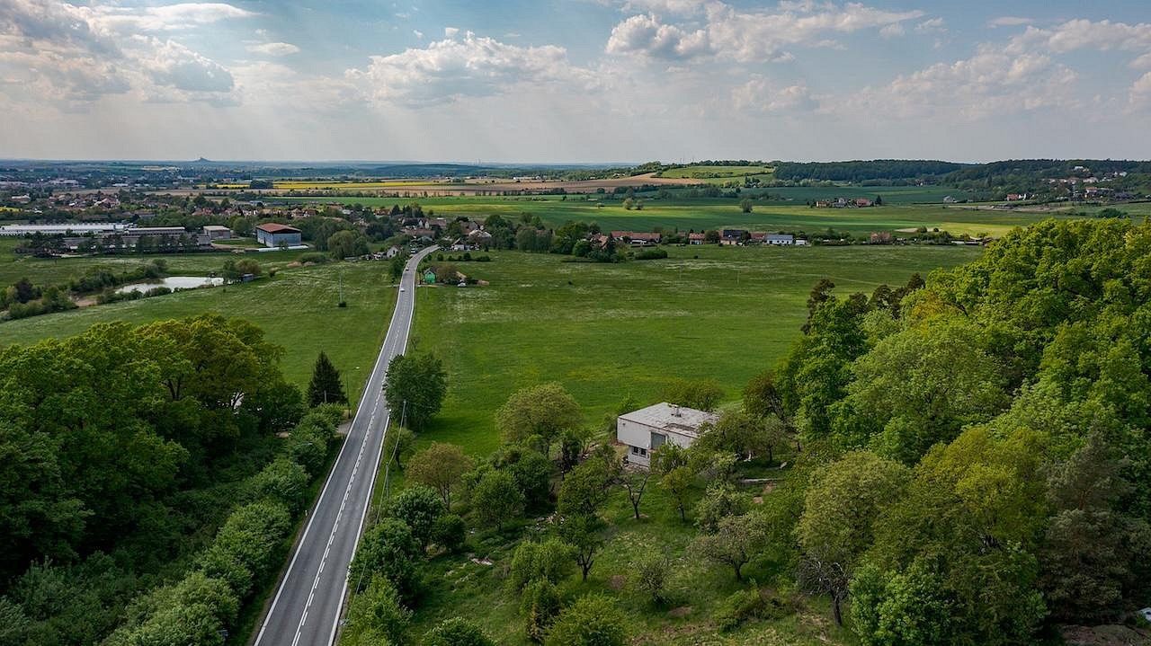 Pozemky pro bydlení, Veliny, okres Pardubice, Pardubický kraj - 2