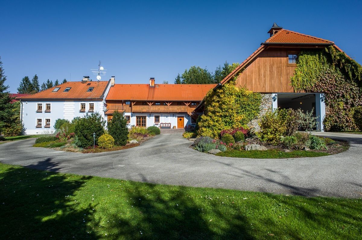 Prodej rodinný dům - Suš, Bohdalovice, 883 m²