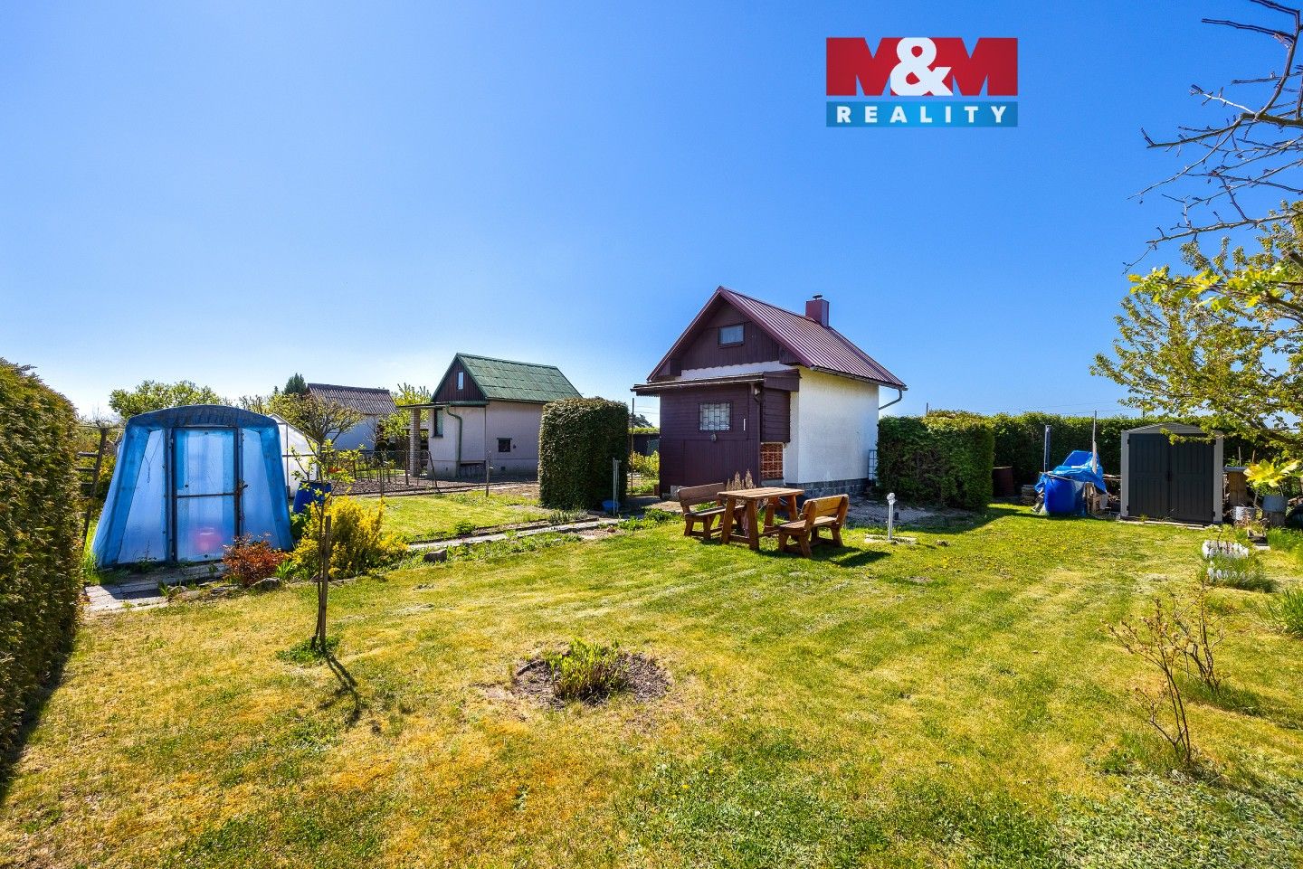 Chaty, Slatina, Hradec Králové, 385 m² - 1
