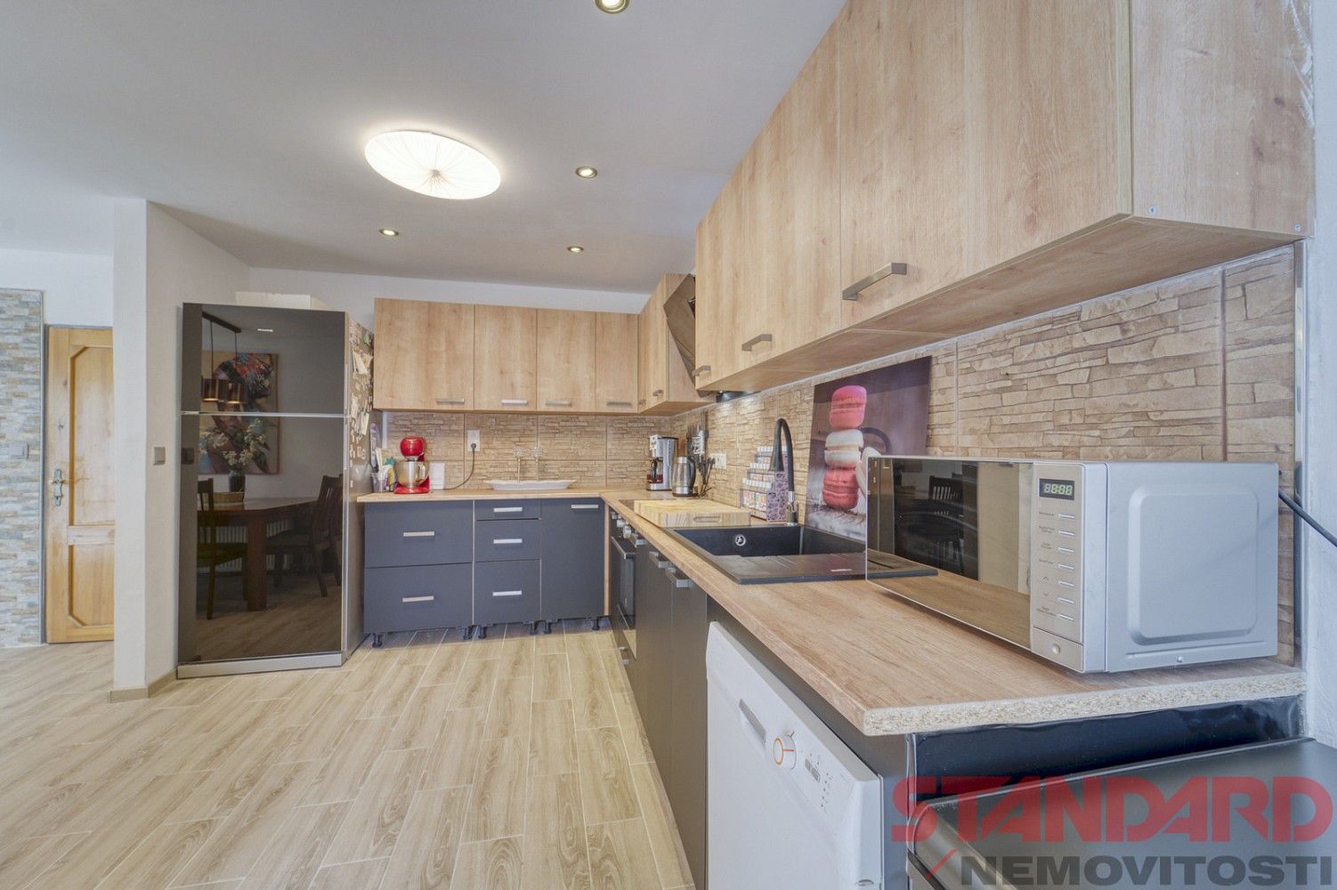 Prodej rodinný dům - Chrášťany, okres Praha-západ, Středočeský kraj, 207 m² - 2