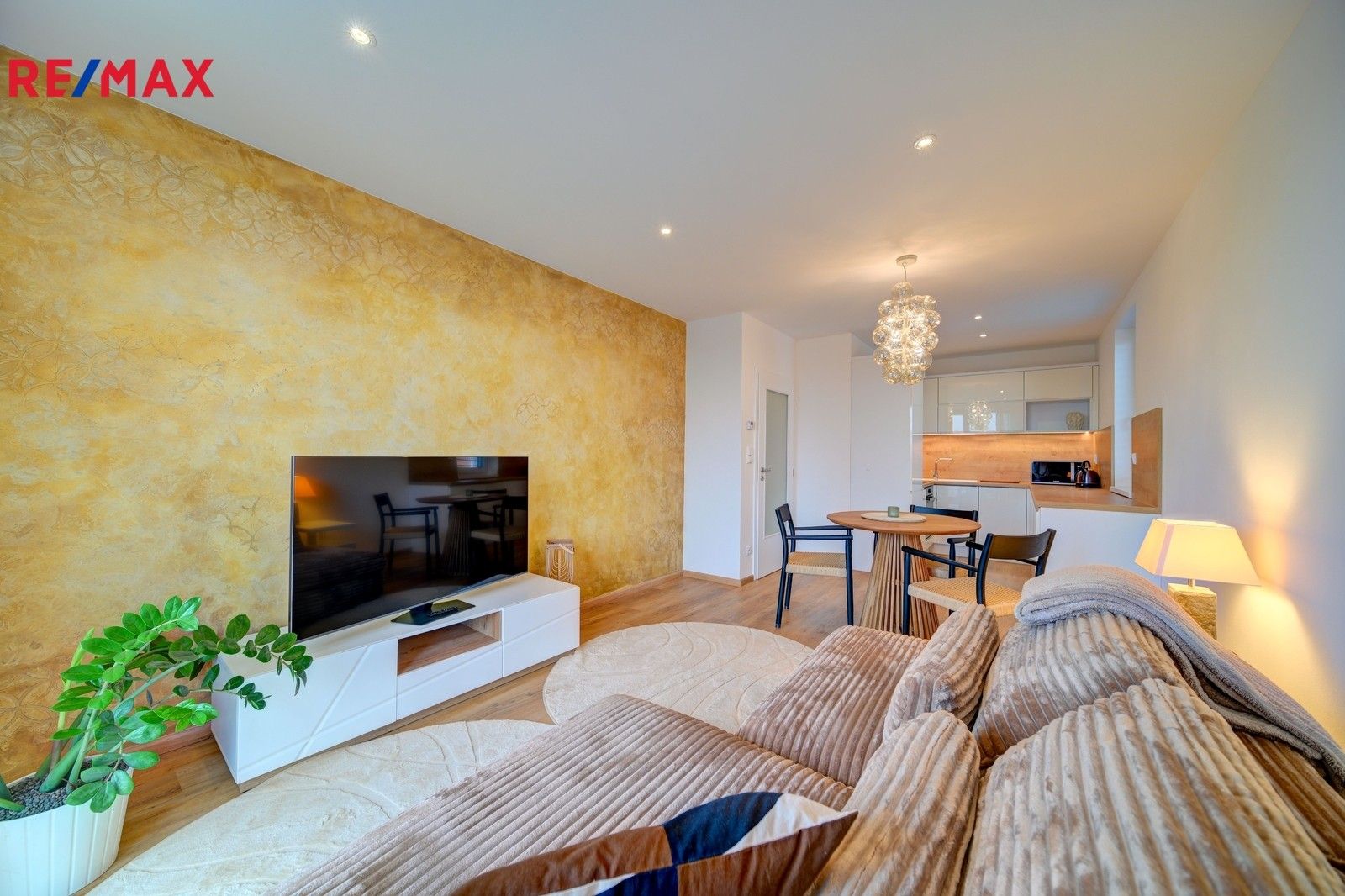 Pronájem byt 3+kk - V Kolonii, Nymburk, 68 m²