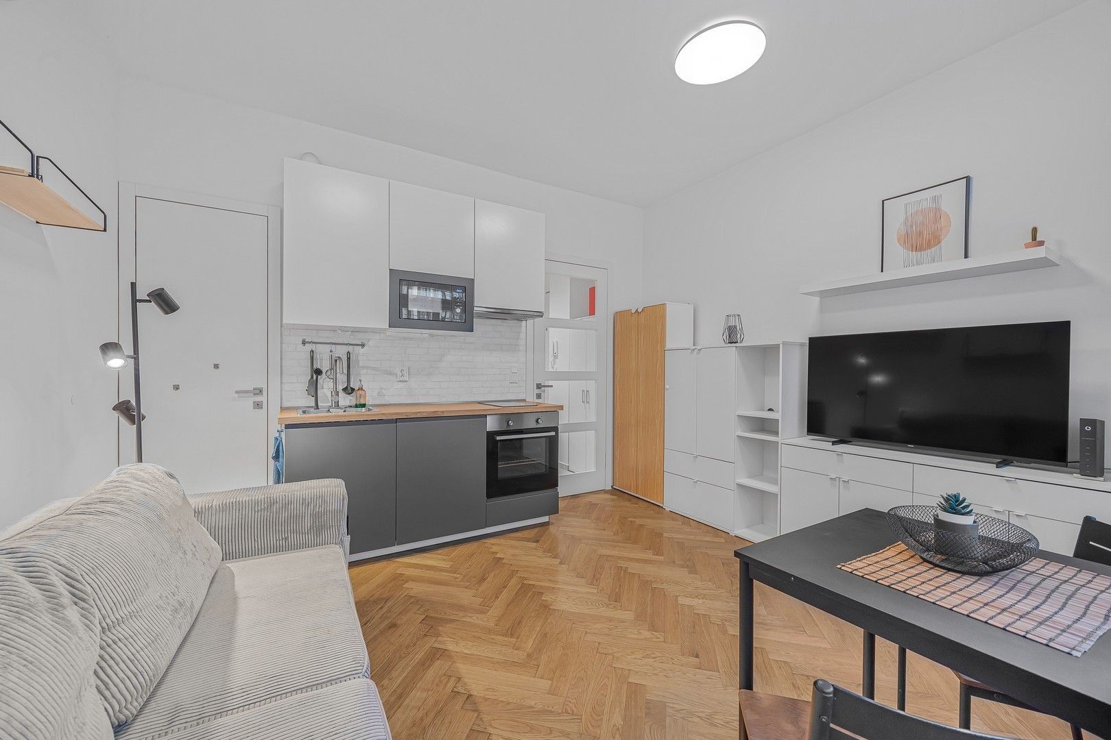 1+kk, Pplk. Sochora, Praha - Holešovice, 23 m² - 2