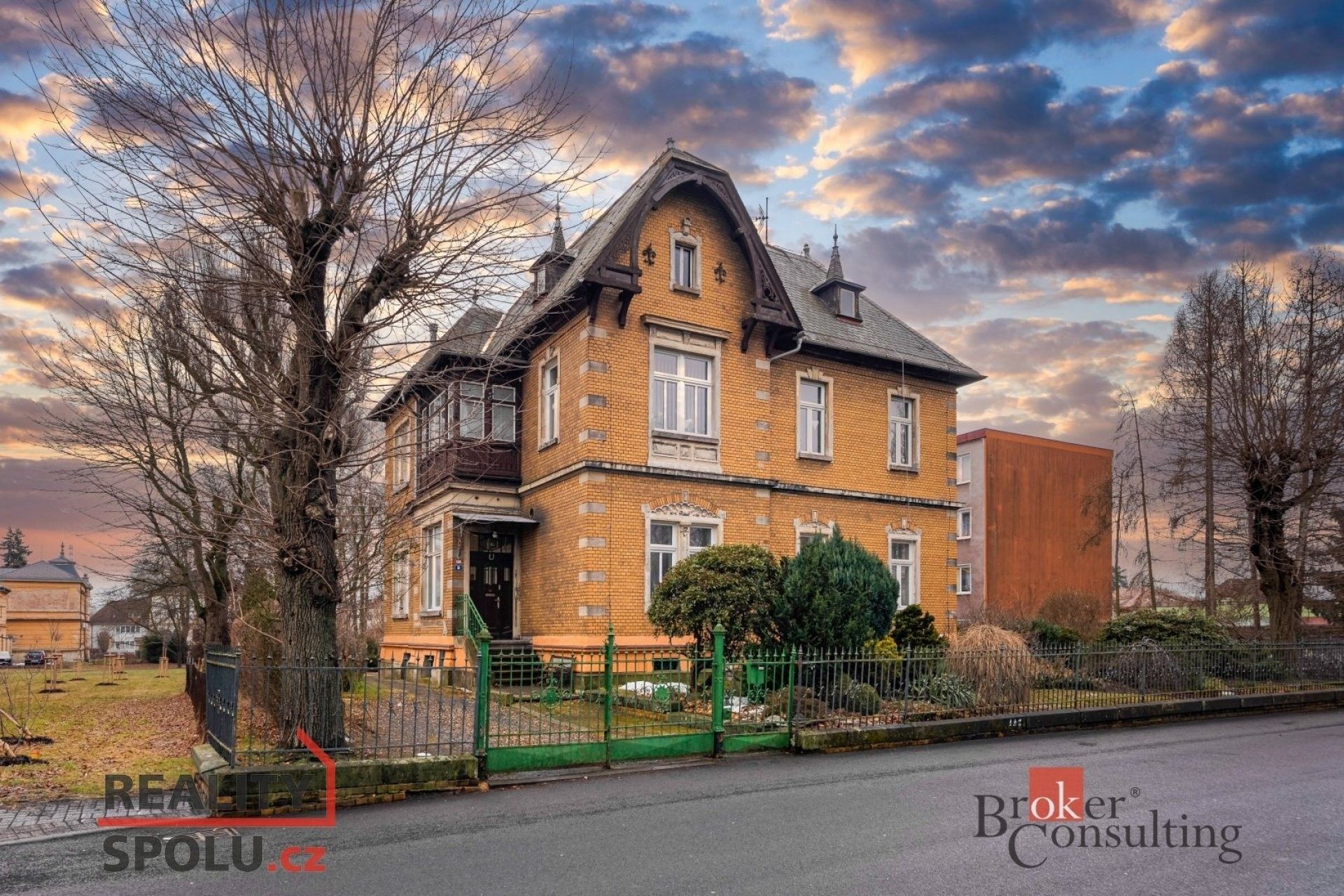 Rodinné domy, Legií 1395, Varnsdorf, 262 m²