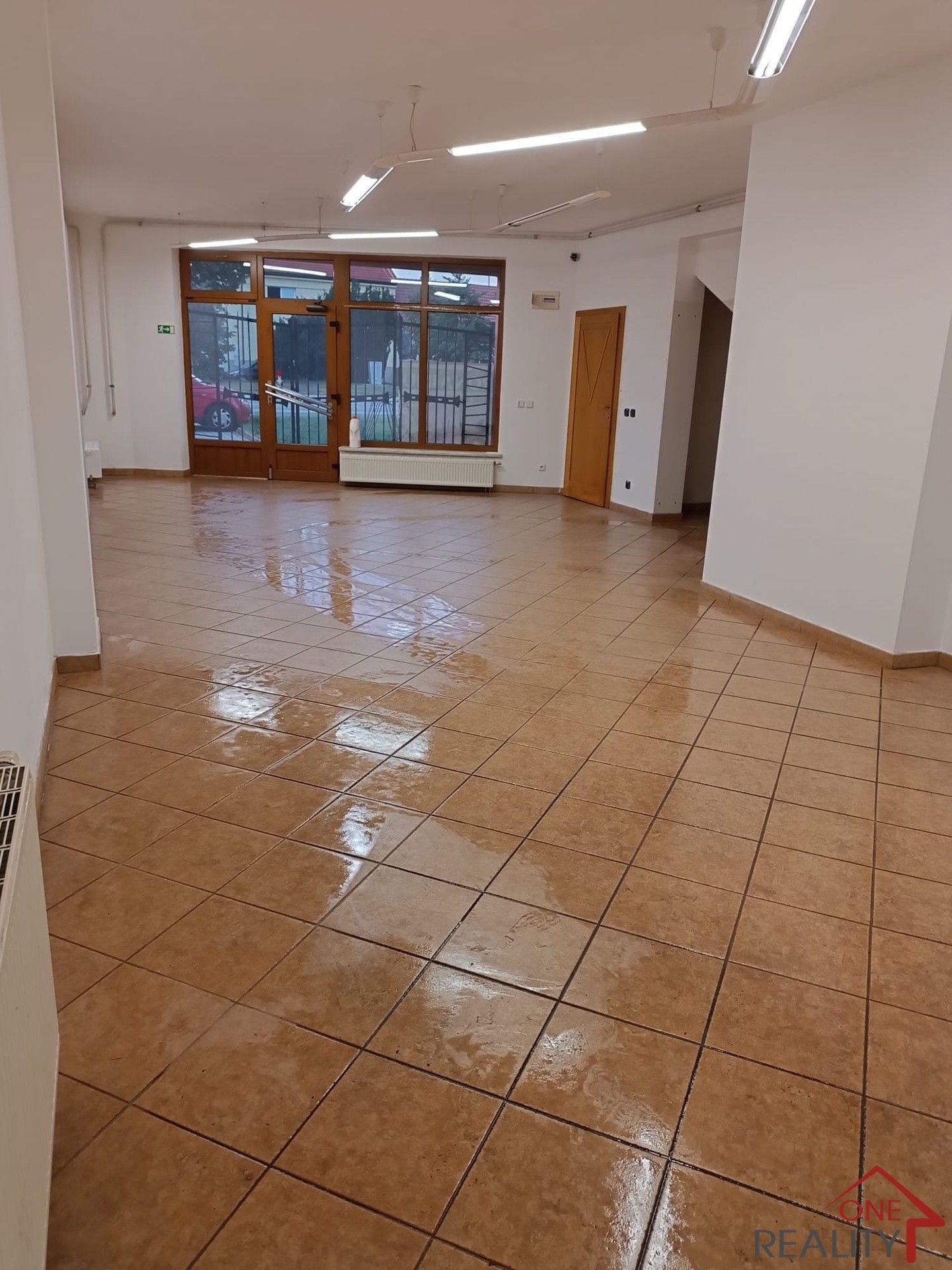 Obchodní prostory, Staré Město, 90 m²