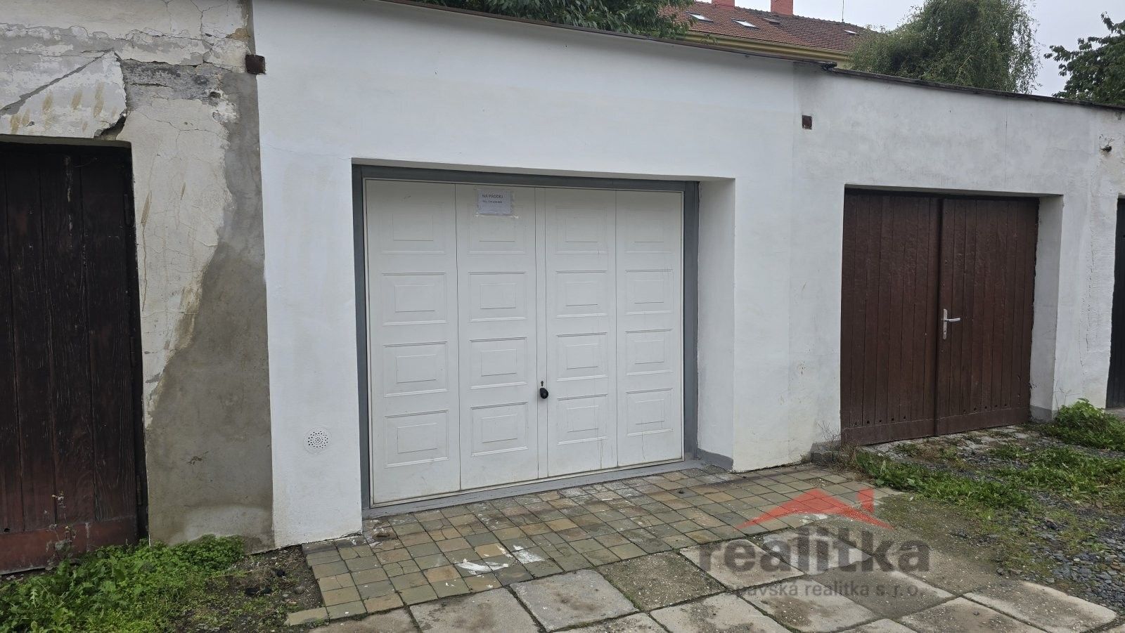 Garáže, Oblouková, Opava, 20 m²