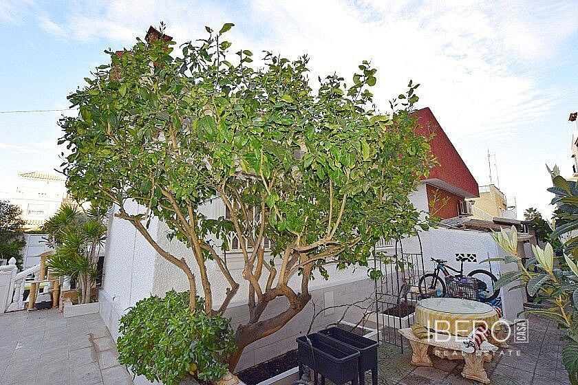 Prodej rodinný dům - Torrevieja, ES, 200 m² - 5