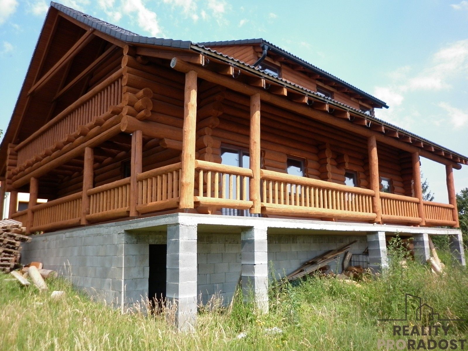 Rodinné domy, Týnec, 287 m² - 1