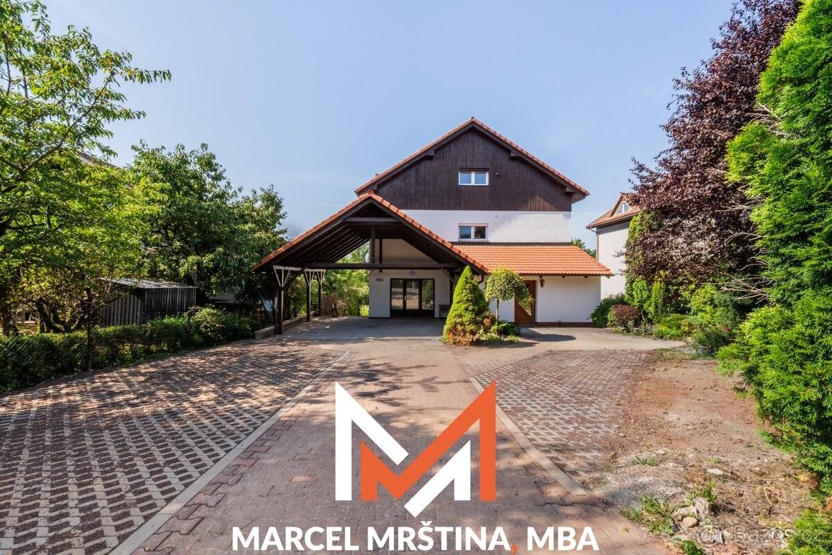 Byty, Nové Město nad Metují, 549 01 - 1