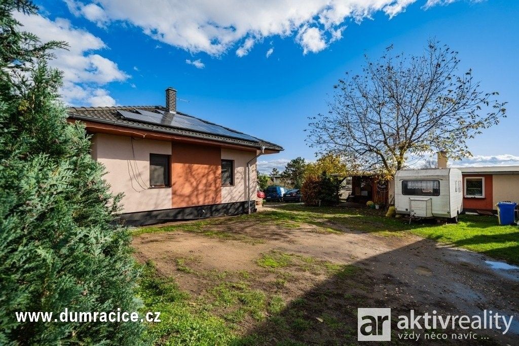 Prodej dům - Račice, 87 m²