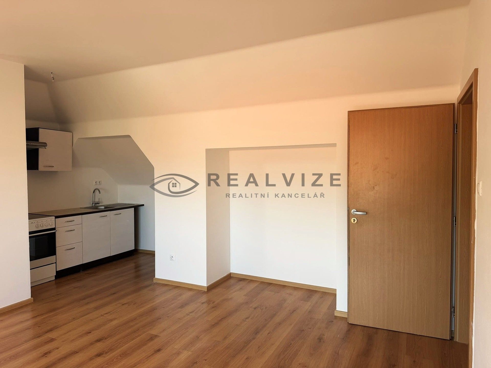 Pronájem byt 1+kk - U Cihelny 300, Český Krumlov Plešivec, 37 m² - 2