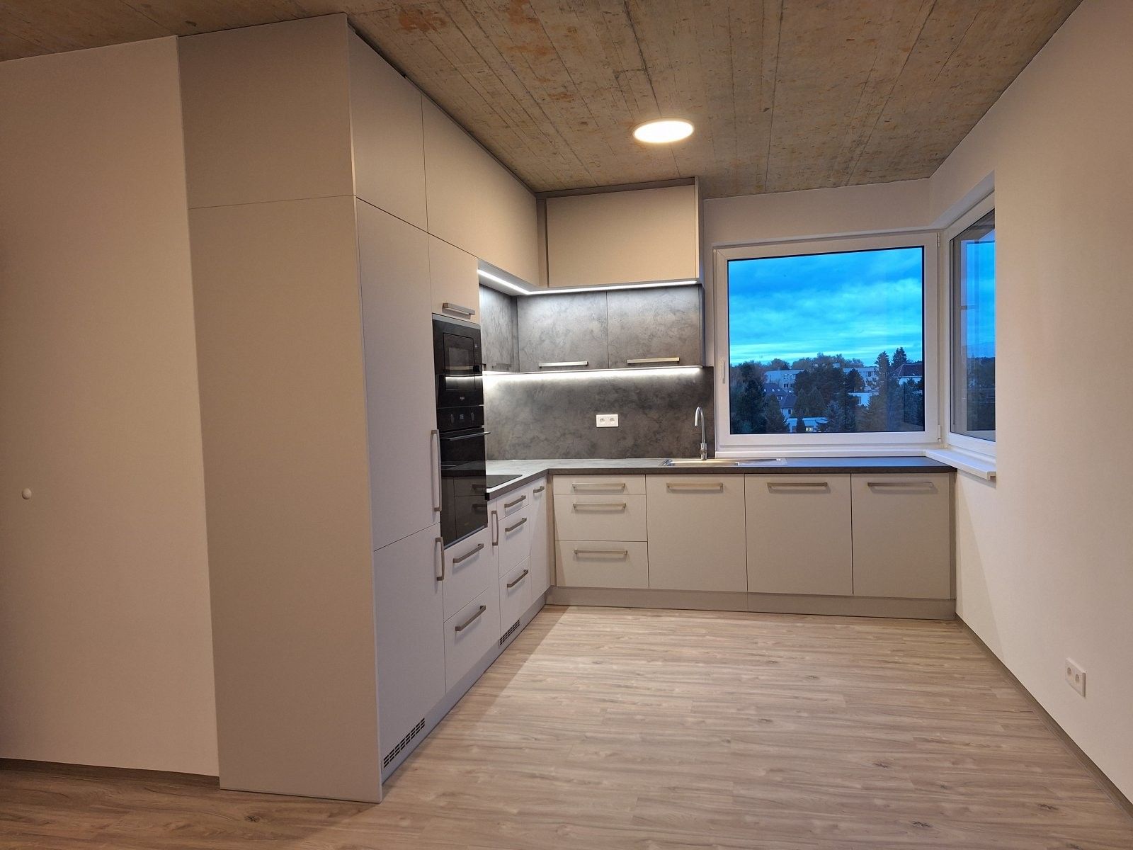 Pronájem byt 3+kk - Polní, Liberec, 75 m²