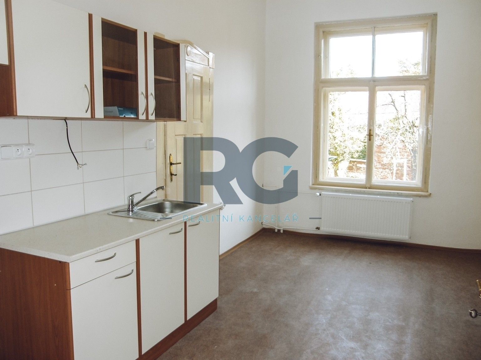 Pronájem byt 4+1 - Mírové nám., Písek, 120 m²