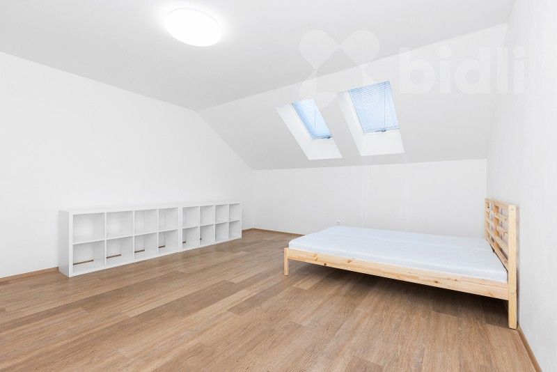 Pronájem byt 2+kk - Pražská třída, Hradec Králové, 60 m²