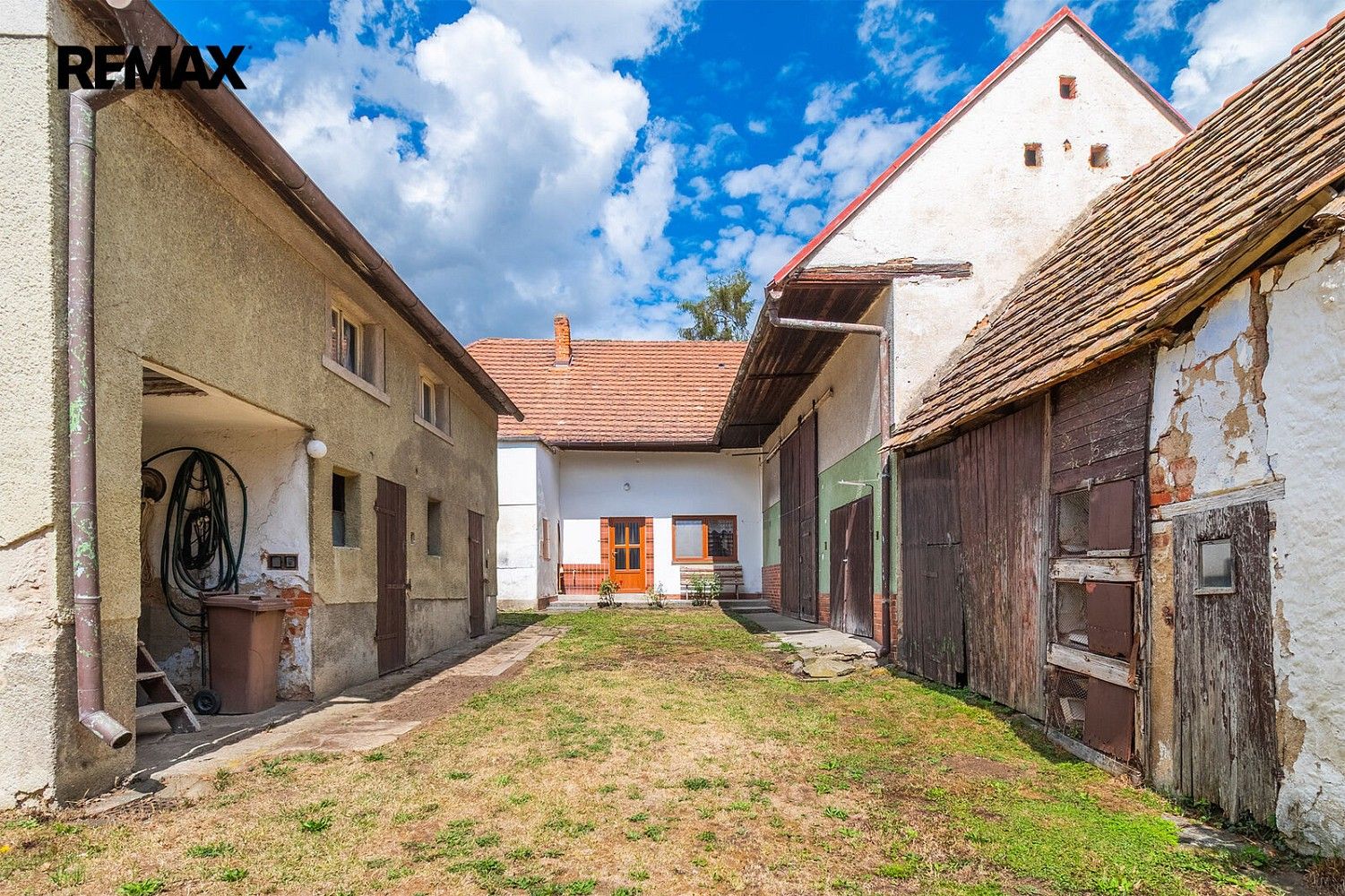 Rodinné domy, Horažďovice - Komušín, okres Klatovy, Plzeňský kraj, 93 m² - 2