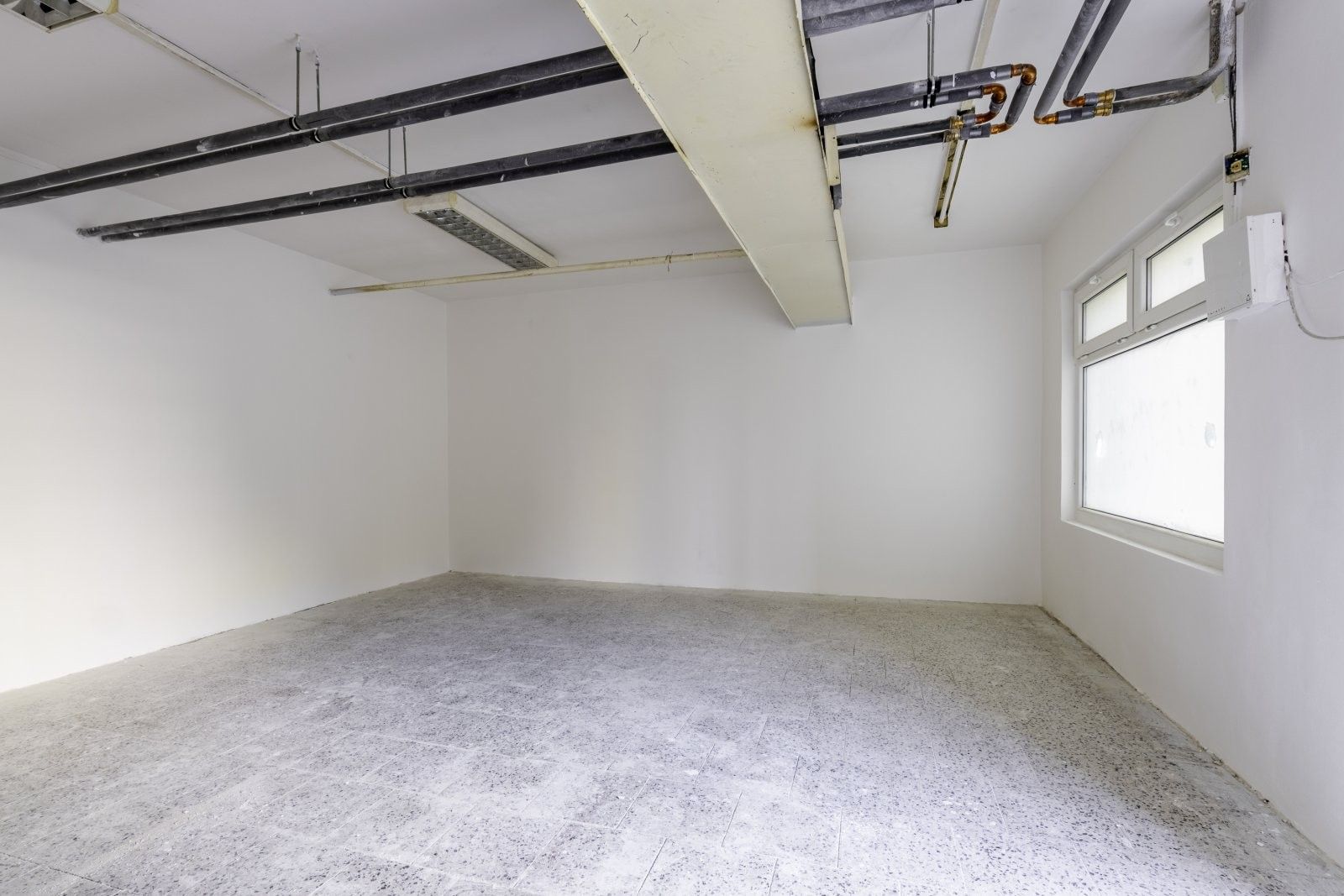 Pronájem obchodní prostory - Františka Malíka, Most, 22 m²