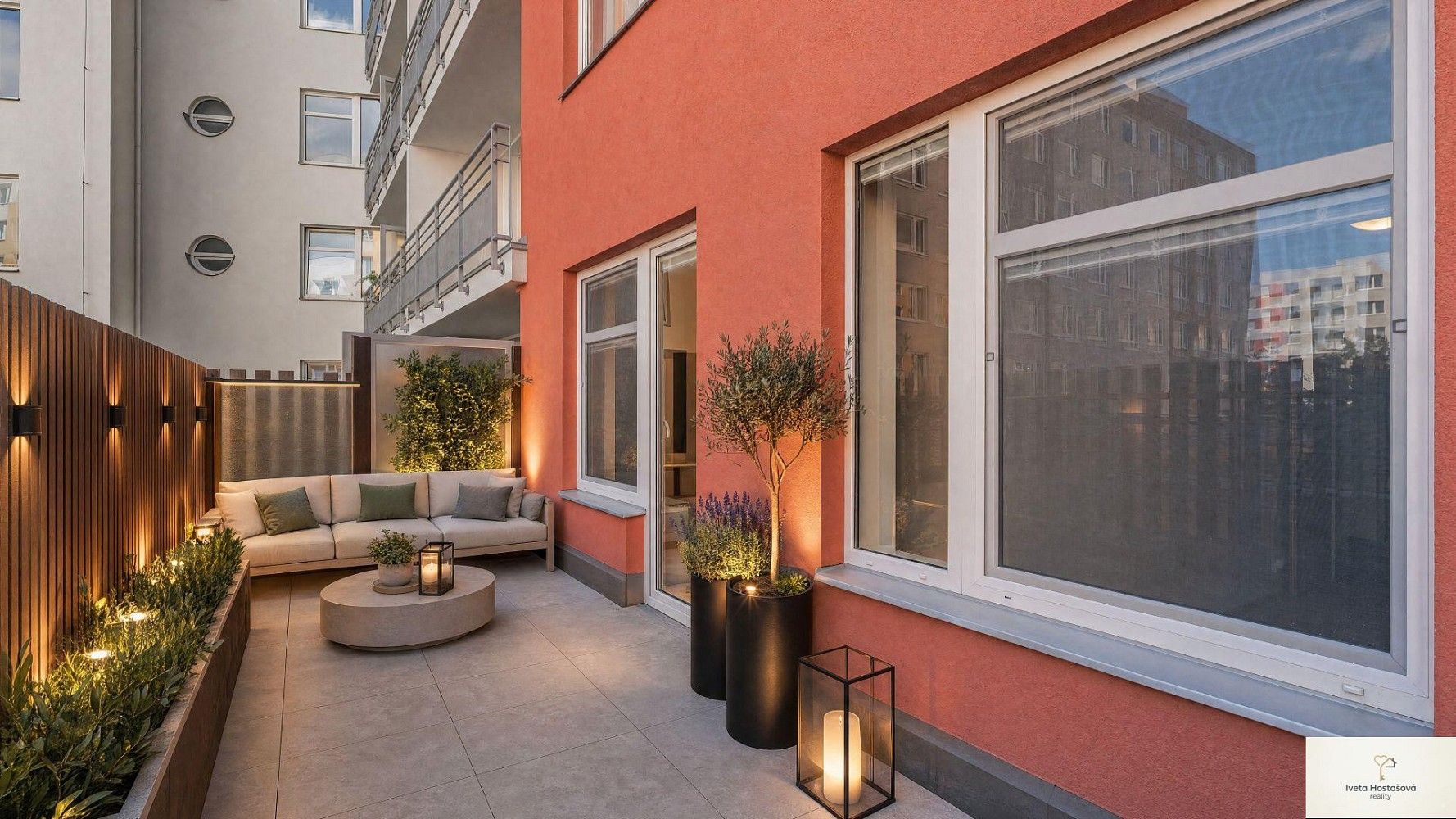 Prodej byt 2+kk - Trnkovo náměstí, Praha 5 - Hlubočepy, 45 m² - 5