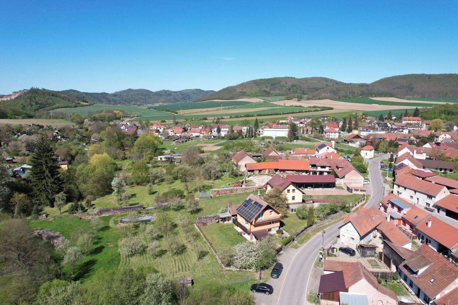 Rodinné domy, Lomnička, 160 m² - 2