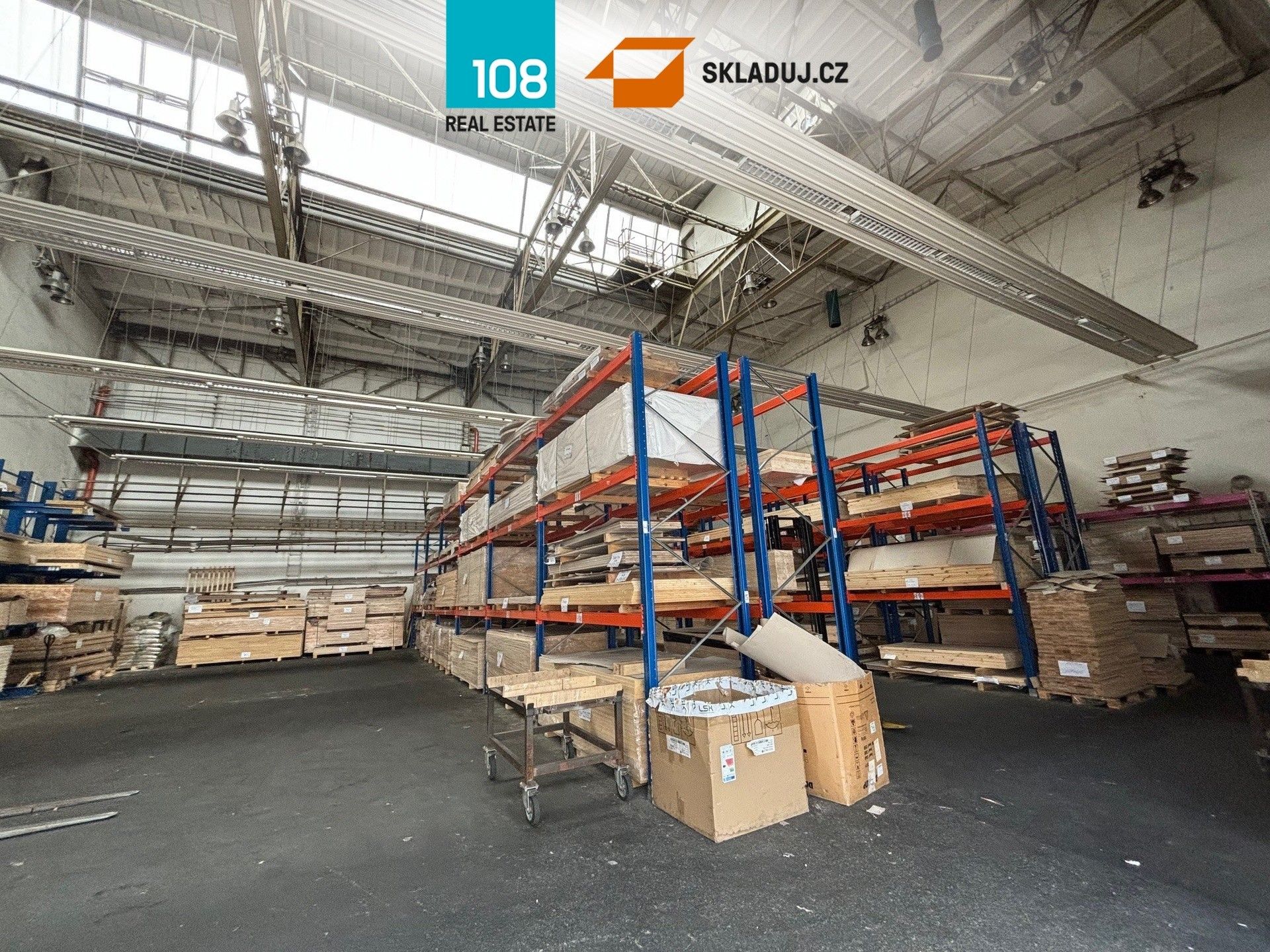 Sklad · 10 500 m² · U továren 999, Praha Hostivař - 4