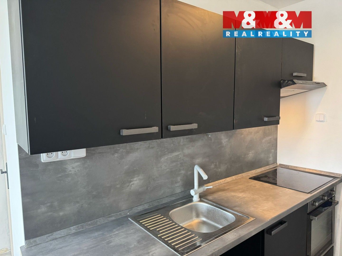 Prodej byt 3+1 - Rovná, 72 m²