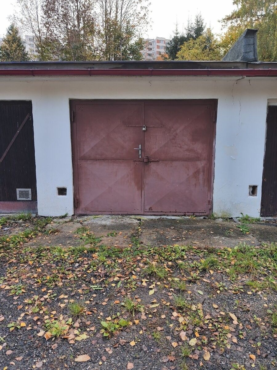 Garáže, Liberec, 460 15