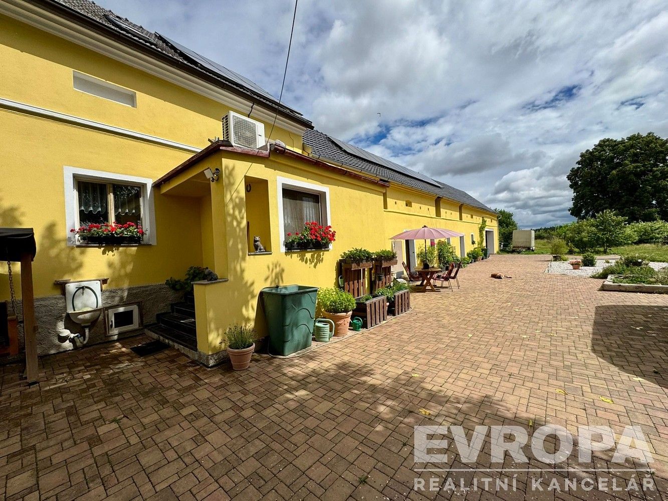 Prodej chalupa - Lisov, okres Plzeň-jih, Plzeňský kraj, 345 m² - 1
