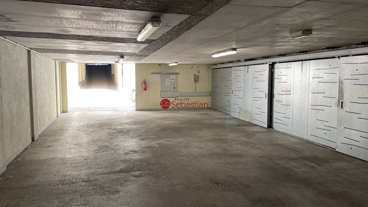 Pronájem garáž - Ruská, Praha, 16 m² - 5